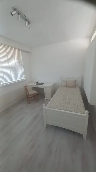 12m2 Kamer te huur voor 500€/maand in Pastoor van den Hurkplein, Velp