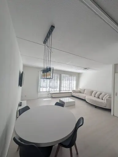 111m2 Casa in affitto per 2100€/mese a Moessorgskystraat, Almere