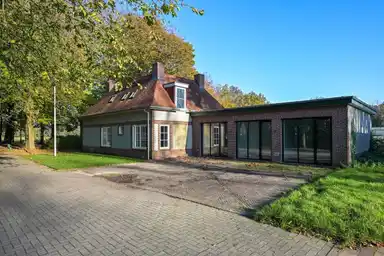 228m2 house to rent for 7300€/month in Buurtweg 98, Wassenaar