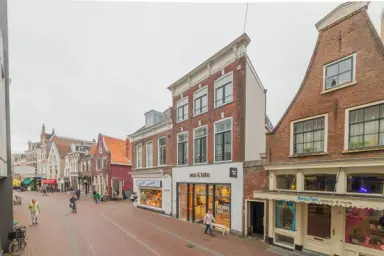 96m2 Appartement à louer pour 2665€/mois à Pieterstraat, Haarlem