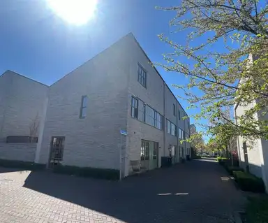 175m2 maison à louer pour 3995€/mois à Flowcoatstraat, Eindhoven