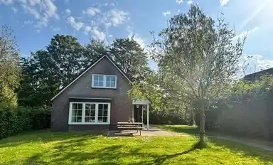 91m2 huis te huur voor 1995€/maand in Appelvink, Hooge Mierde