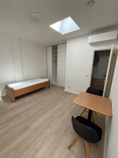 16μ² στούντιο προς ενοικίαση για 1650€/μήνα σε H.J.E. Wenckebachweg, Amsterdam-Duivendrecht