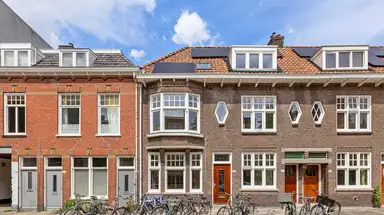 13m2 Chambre à louer pour 616€/mois à Helper Westsingel 13a, Groningen