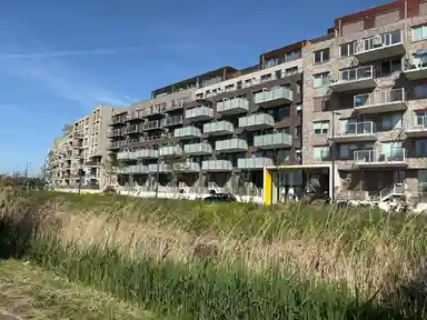 82m2 apartment to rent for 2400€/month in Mary van der Sluisstraat, Amsterdam