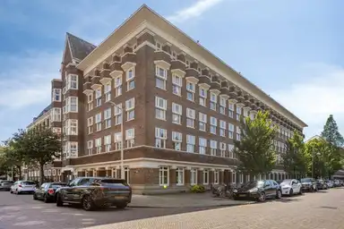 97m2 flat to rent for 3400€/month in Minervaplein, Amsterdam