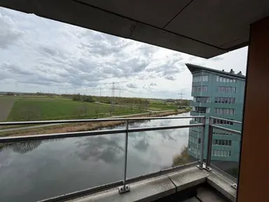117m2 Appartement à louer pour 2200€/mois à Puerto Ricostraat, Almere