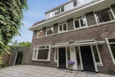 184m2 house to rent for 6250€/month in Apollolaan, Amsterdam