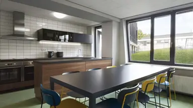14m2 studio to rent for 758€/month in Jan Van Galenstraat 7K, Amsterdam