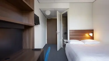 15m2 studio to rent for 807€/month in Jan van Galenstraat 8, Amsterdam