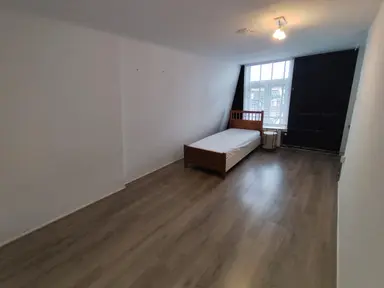 21m2 Chambre à louer pour 900€/mois à Kloosterstraat, Haarlem