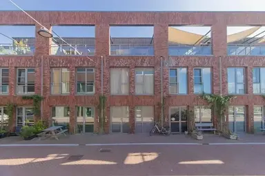 143m2 house to rent for 3500€/month in Smalschipstraat, Amsterdam