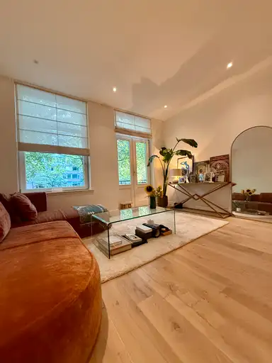 85μ² Διαμέρισμα προς ενοικίαση για 3000€/μήνα σε Amstelveenseweg, Amsterdam