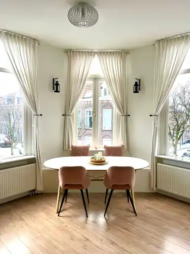 50m2 Appartement à louer pour 1400€/mois à Kloosterstraat, Haarlem