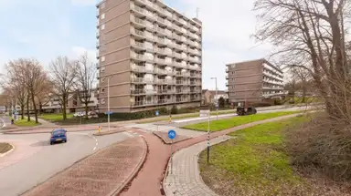 98m2 Appartamento in affitto per 866€/mese a Geessinkweg 67, Enschede