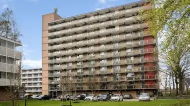 96m2 Appartamento in affitto per 845€/mese a Geessinkweg 66, Enschede