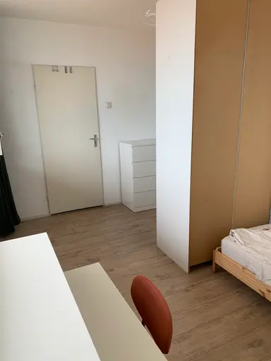 12m2 Kamer te huur voor 780€/maand in Merendonk, Leiden