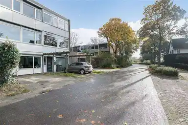 138m2 Casa in affitto per 2150€/mese a Merwedelaan 35, Veghel