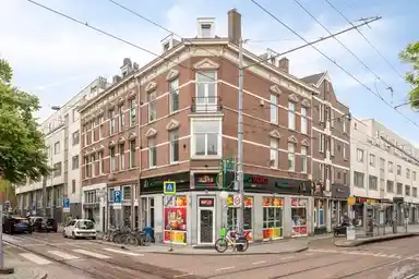 80m2 Appartement à louer pour 2495€/mois à Claes de Vrieselaan, Rotterdam