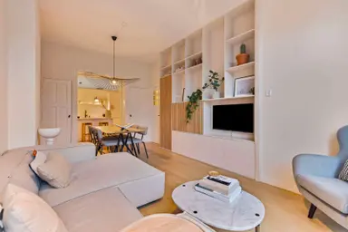 115m2 Appartement à louer pour 3250€/mois à Hooidrift, Rotterdam