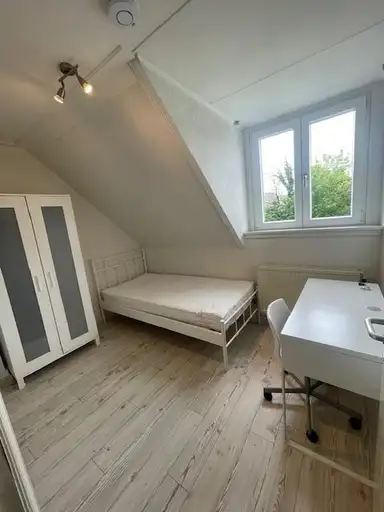 9m2 Camera in affitto per 515€/mese a Drieschstraat, Heerlen
