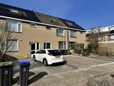 115m2 Haus zur Miete für 2650€/Monat in Boterbloemweide, Woerden