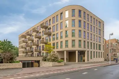 60m2 apartment to rent for 1395€/month in Langestraat, Hilversum