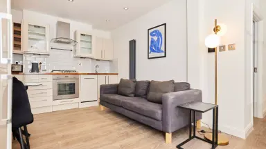 2m2 apartment to rent for 3795€/month in Burgemeester de Bruijnstraat, Doetinchem