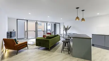 m2 Wohnung zur Miete für 4144€/Monat in St. Josephstraat, Arnhem