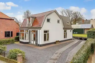 140m2 house to rent for 3450€/month in Burgemeester Grothestraat, Soest