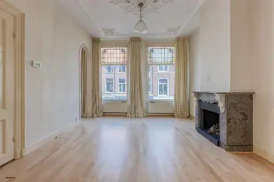 140m2 apartment to rent for 2950€/month in Frederikstraat 76A, The Hague