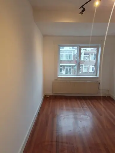 18m2 Kamer te huur voor 625€/maand in Gerard Kellerstraat, The Hague
