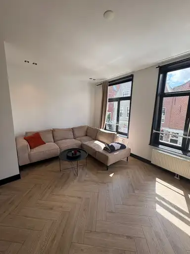 95m2 Appartement à louer pour 1201€/mois à Spaarnwouderstraat 39, Haarlem