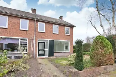 119m2 house to rent for 2750€/month in Antennestraat 25, Huizen