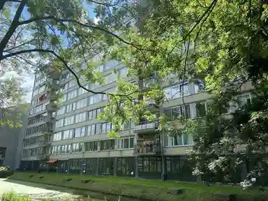 72m2 Appartamento in affitto per 1925€/mese a Bachstraat, Leiden