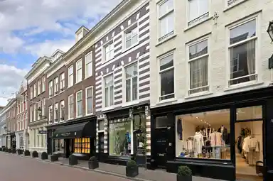 111m2 apartment to rent for 1950€/month in Denneweg 112, The Hague