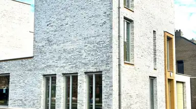 150μ² μονοκατοικία προς ενοικίαση για 3385€/μήνα σε Schepen Roosenstraat 2, Maastricht