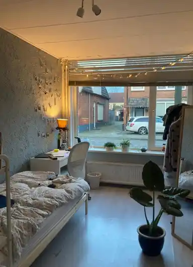 12m2 room to rent for 425€/month in Doctor Stamstraat, Enschede