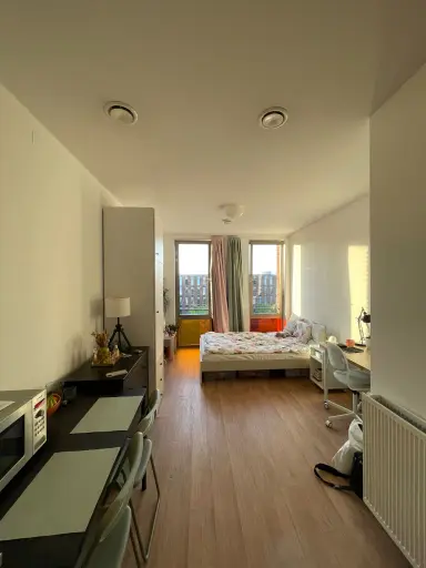 21m2 studio te huur voor 400€/maand in Röntgenweg, Delft
