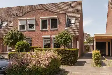 90m2 house to rent for 2100€/month in Veenslagenweg, Hoevelaken