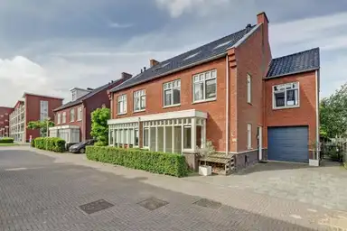 180m2 house to rent for 3000€/month in Egmondland 42, Den Hoorn