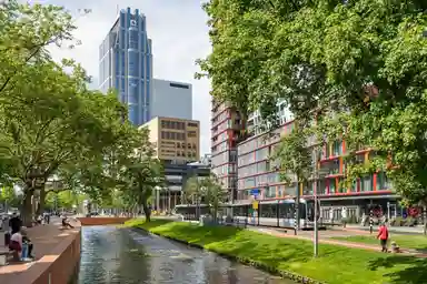 121m2 flat to rent for 2750€/month in Kruisplein 430, Rotterdam