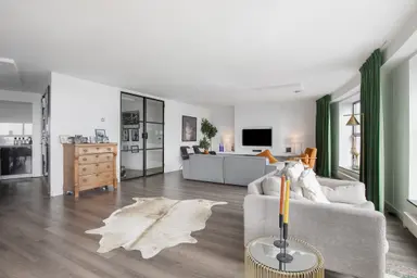 152m2 Appartement à louer pour 2995€/mois à Weena 285, Rotterdam