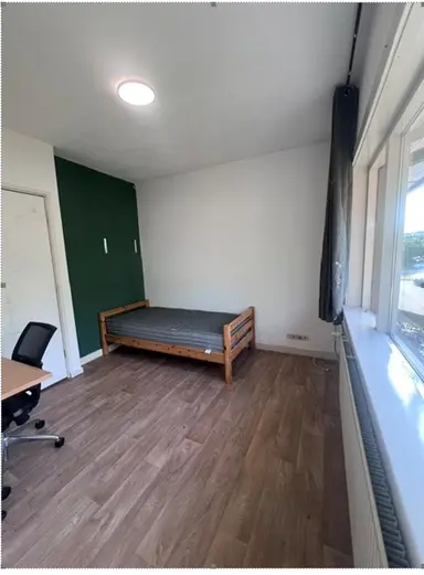 12m2 Chambre à louer pour 975€/mois à Vleutenseweg, Utrecht
