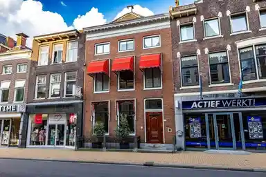 458m2 Haus zur Miete für 4000€/Monat in Herestraat, Groningen