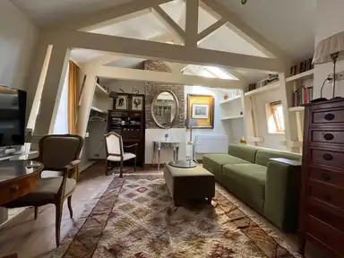 27m2 studio to rent for 2200€/month in Vijzelstraat, Amsterdam