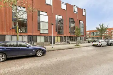 151m2 Haus zur Miete für 4500€/Monat in Antje Breijerstraat 14, Hoofddorp