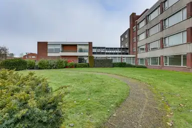 30m2 studio to rent for 775€/month in Paulus Potterlaan, Musselkanaal