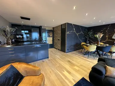 90m2 Appartement te huur voor 2923€/maand in Weena, Rotterdam