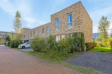160m2 house to rent for 3745€/month in Rudolf Kattnigghof, Utrecht
